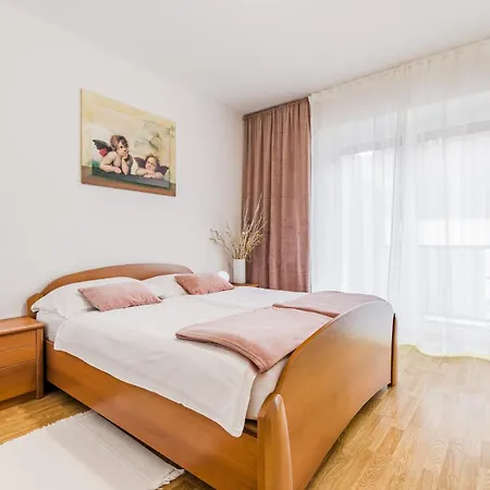 公寓 888 With 2 Bedrooms&balcony&free Parking